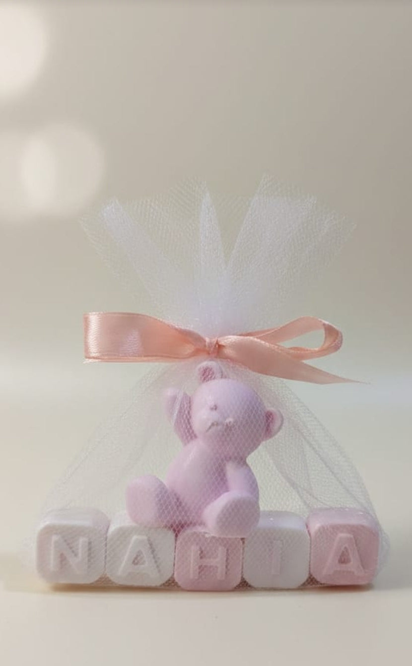 Jabón personalizado con nombre y figura (osito, león…) – Detalle para bautizo y eventos
